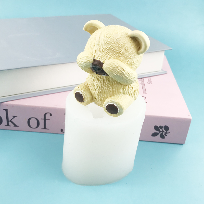 Blindfolded little bear Silico - Candle Supplies Eu 评论和价格