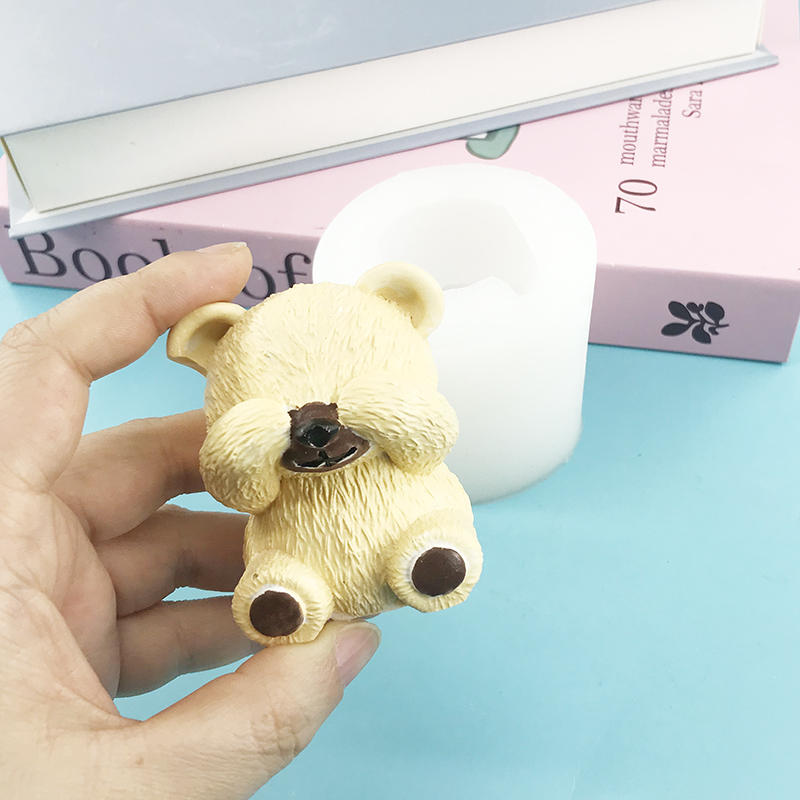 Blindfolded little bear Silico - Candle Supplies Eu 评论和价格